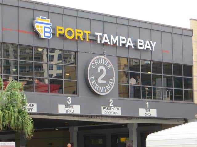 Terminal and parking at Port of Tampa