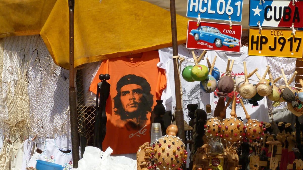 Cuban street scene