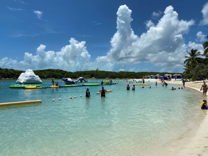 Blue Lagoon Island (Nassau): Full Review & Is It Worth It? | Cruzely.com