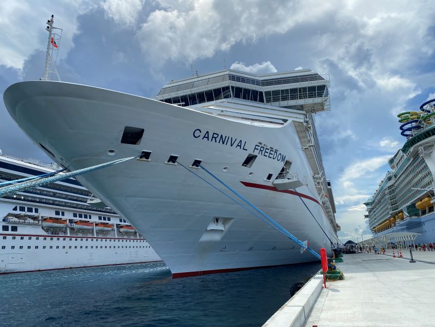 carnival cruise catches fire