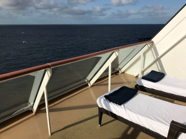 Why People Love Cruises: 68 Best Reasons to Take a Cruise | Cruzely.com