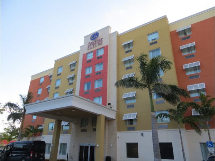 Miami Hotel 696x521 