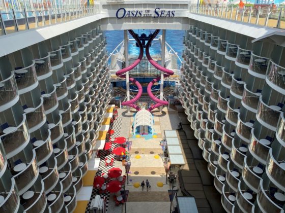 Oasis of the Seas Super Guide: Tour, Review, Tips, and Things to Know ...