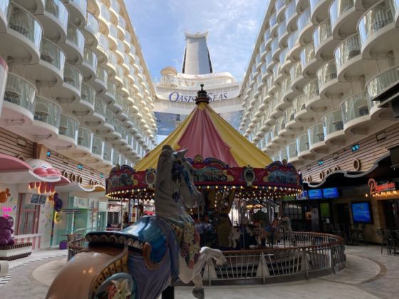 Oasis of the Seas Super Guide: Tour, Review, Tips, and Things to Know ...