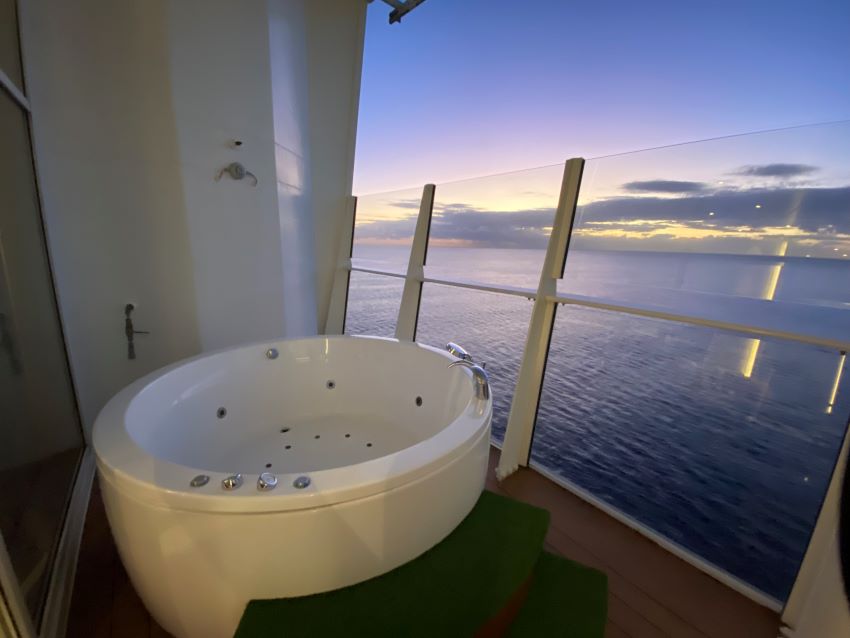 Hot tub in a suite