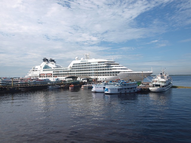 Seabourn cruise ship