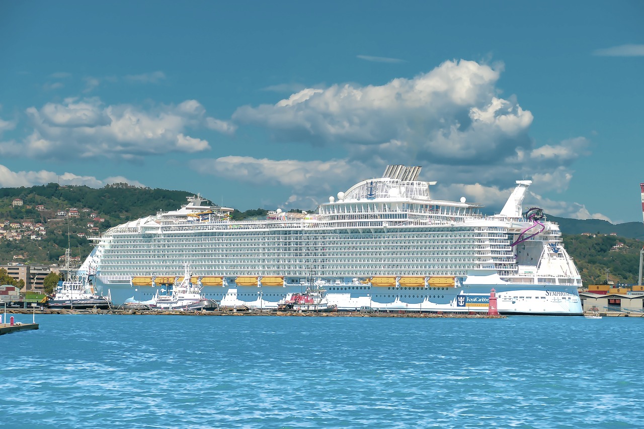 World's largest cruise ship: Symphony of the Seas